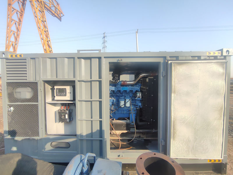 红河柴油发电机组的机油多久更换一次比较合适?