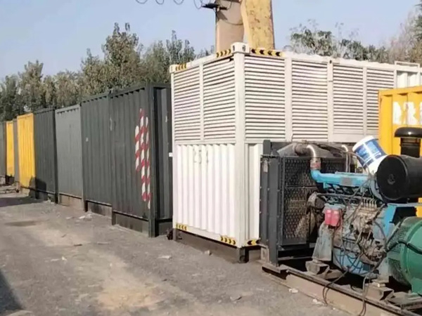 红河200KW柴油发电机机组每小时油耗是多少?